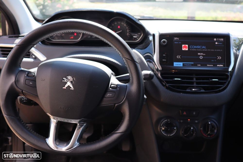 Peugeot 208 1.2 PureTech Style - 11