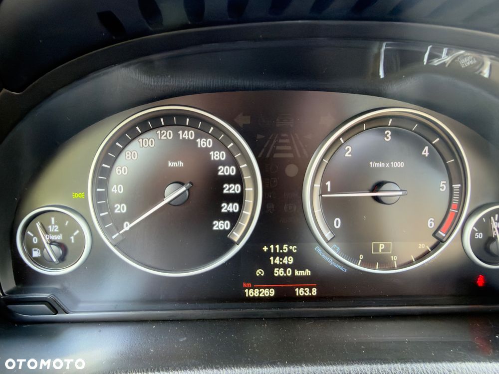 BMW X3 xDrive20d - 29