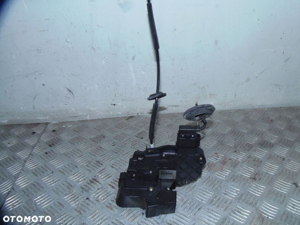 ZAMEK DRZWI PRAWY TYŁ DISCOVERY 3 III - 3