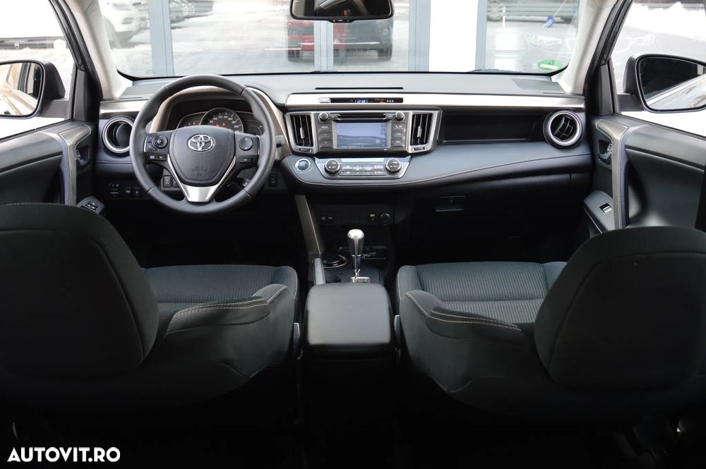 Toyota RAV4 2.2 D-4D 4x4 Automatik Edition - 15