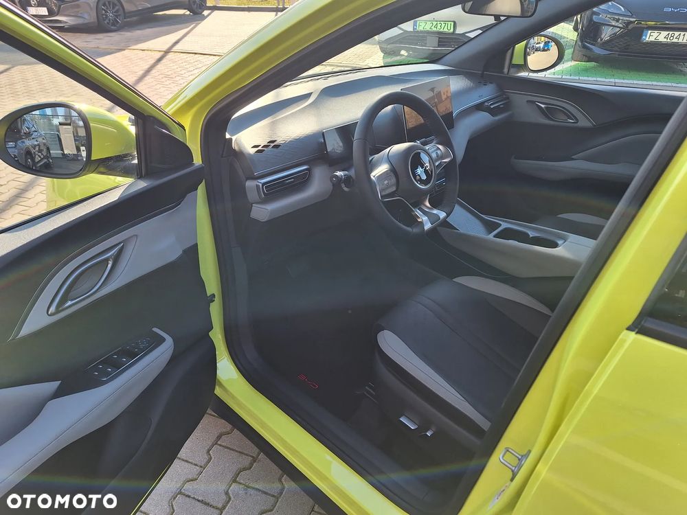 BYD Dolphin Surf 43.2kWh Boost - 7