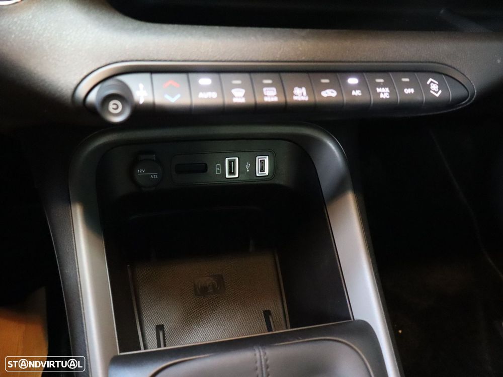 Jeep Avenger 1.2 GSE T3 Altitude - 21