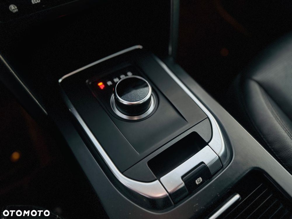 Land Rover Discovery Sport 2.0 D180 HSE - 6