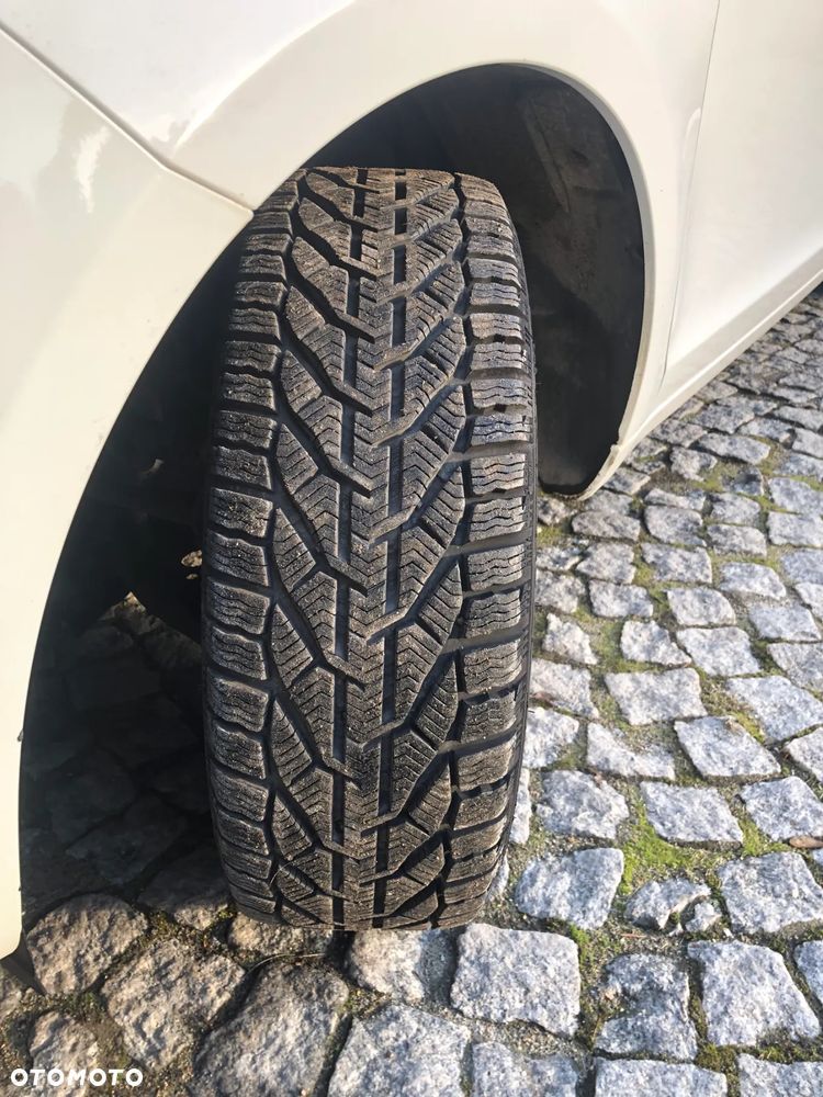 Lancia Ypsilon 1.2 8V Elefantino S&S - 10