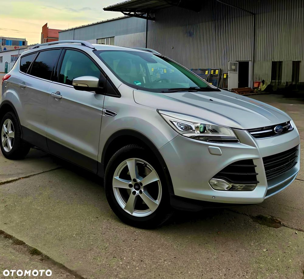 Ford Kuga - 2