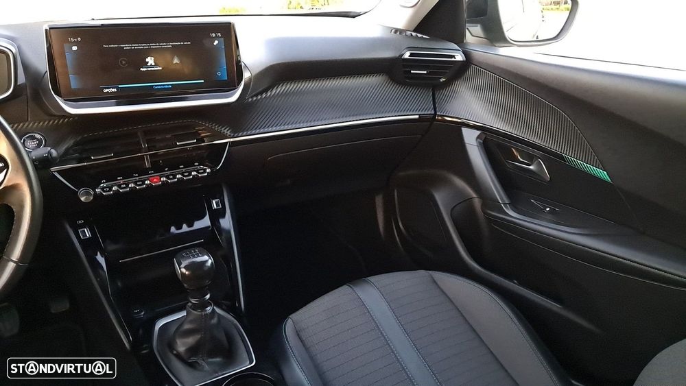 Peugeot 2008 1.2 PureTech Allure Pack - 34