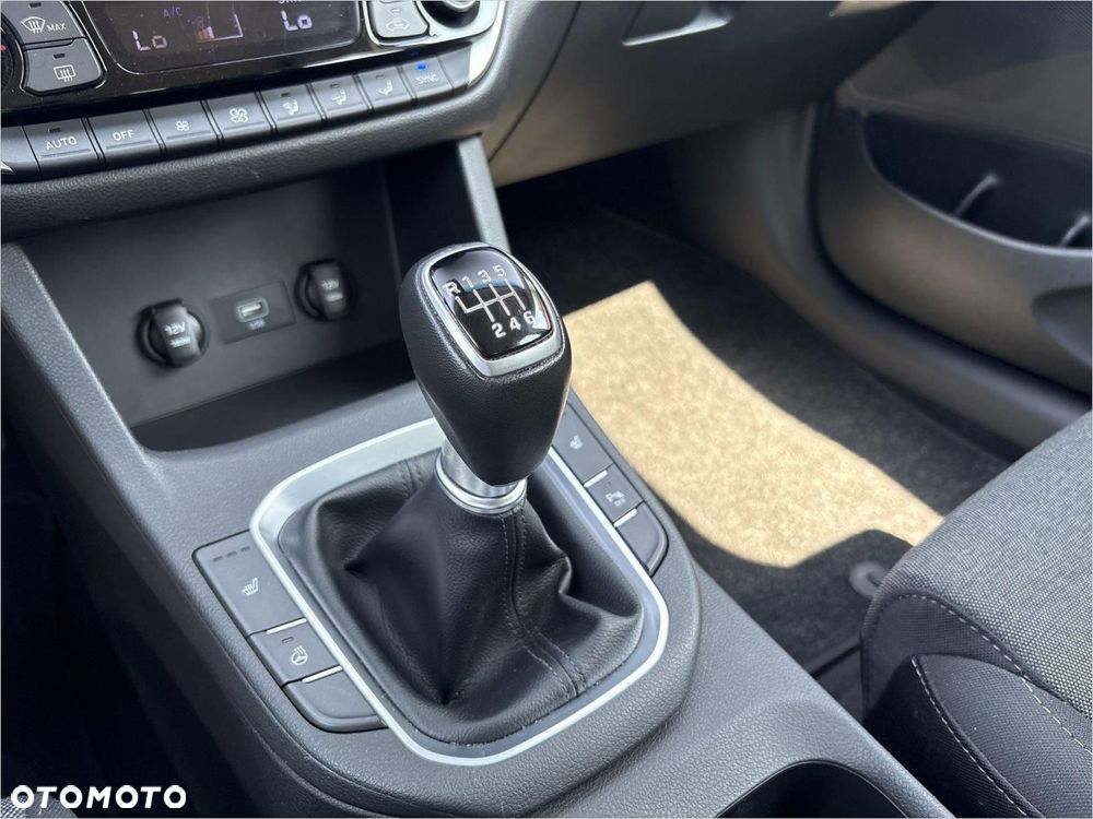 Hyundai i30 1.5 DPI Smart - 15