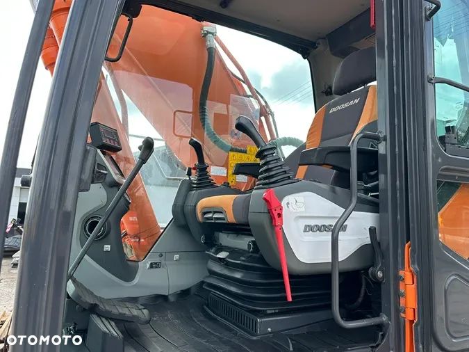 Doosan DX 300 LC-3 - 25