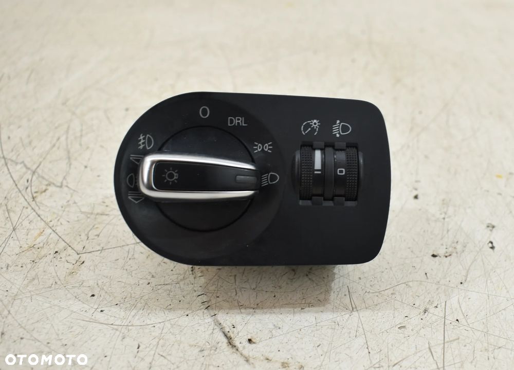 WŁĄCZNIK PRZEŁĄCZNIK SWIATEŁ AUDI A3 8P LIFT 09R 8P1941531BB - 1