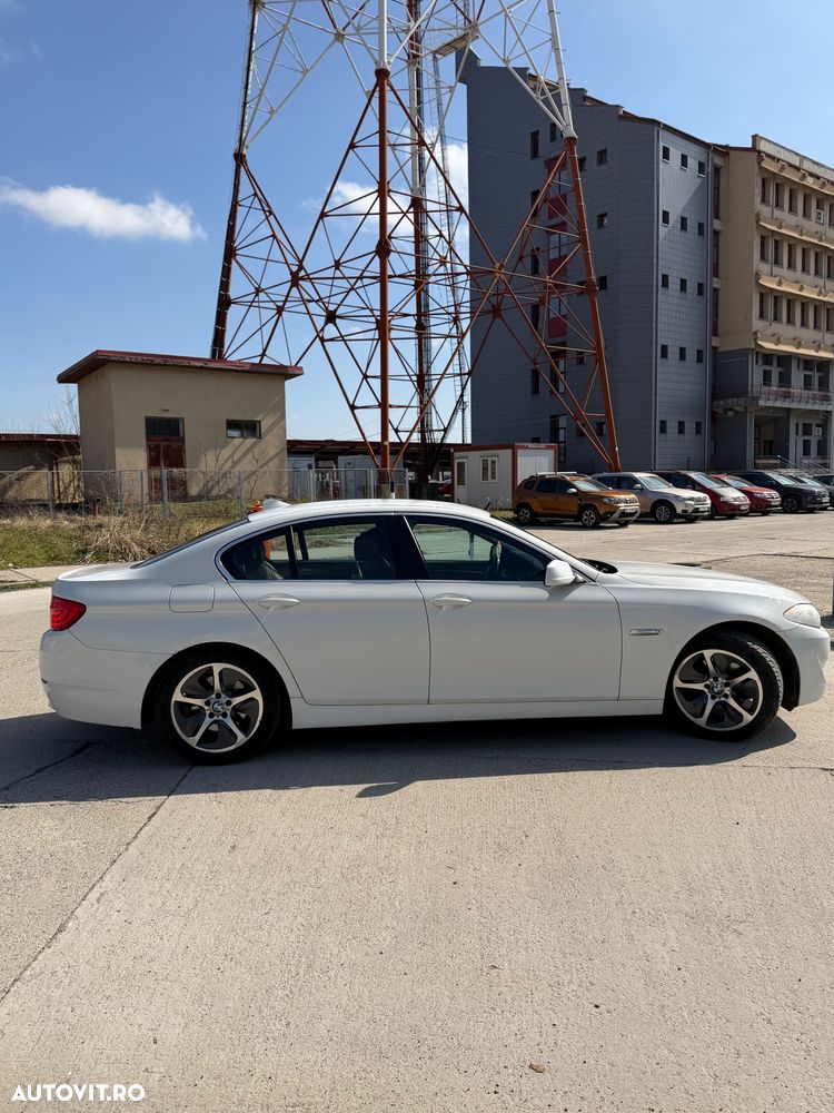 BMW Seria 5 520d - 6