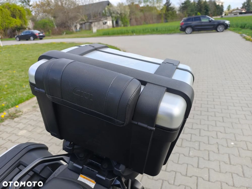 Suzuki V-STROM - 13