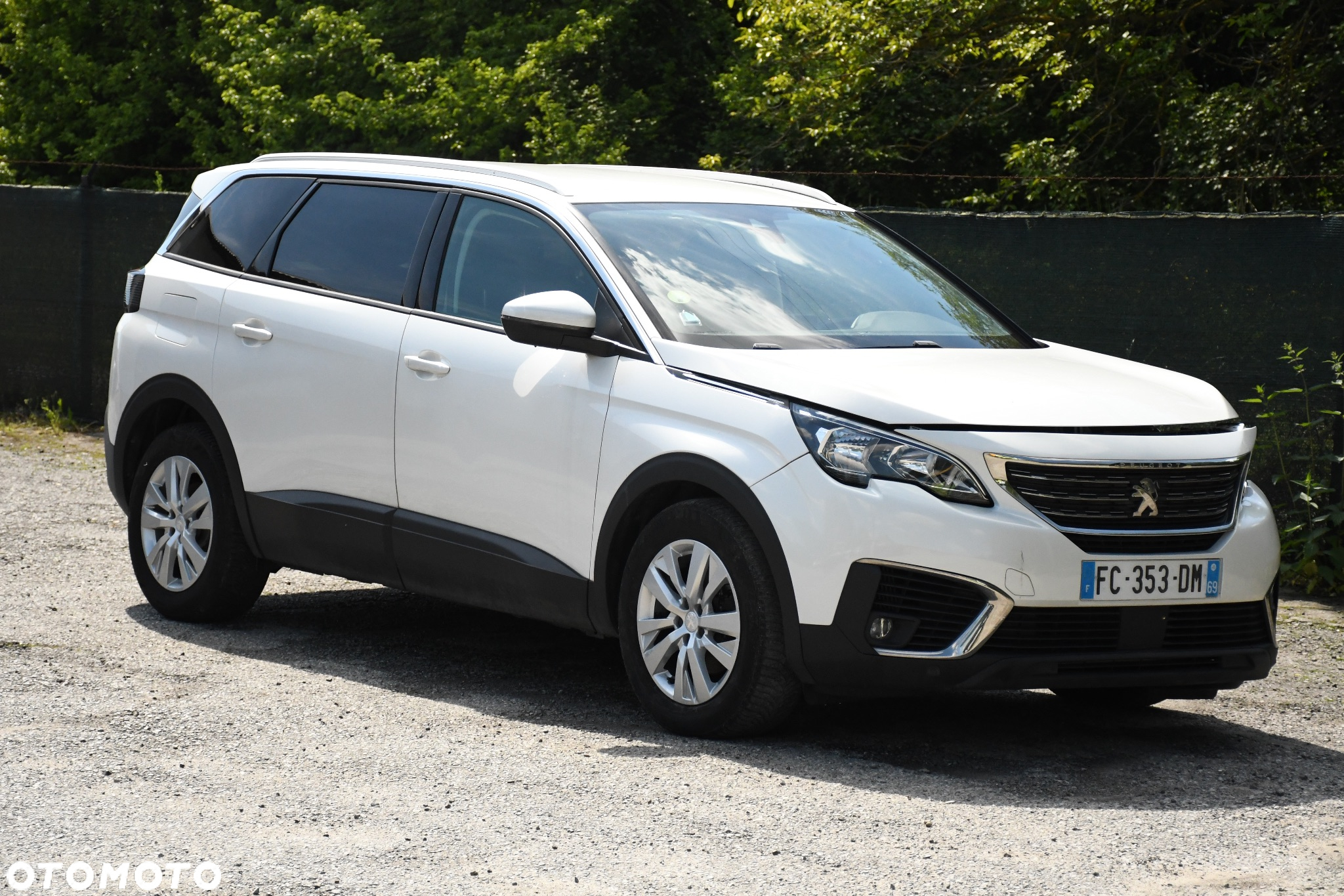 Peugeot 5008 1.5 BlueHDi Active S&S EAT8 - 2