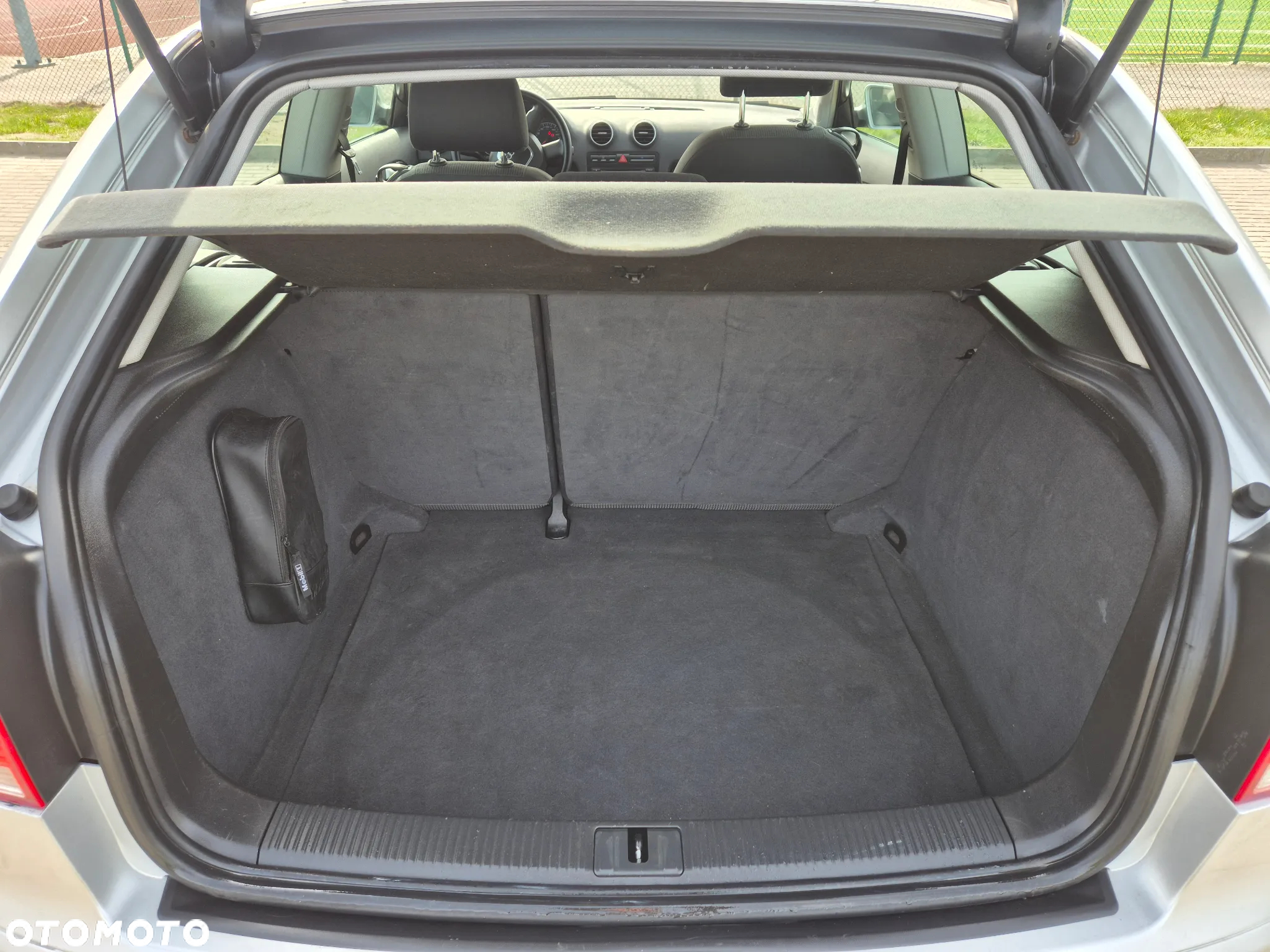 Audi A3 1.6 Ambiente - 6