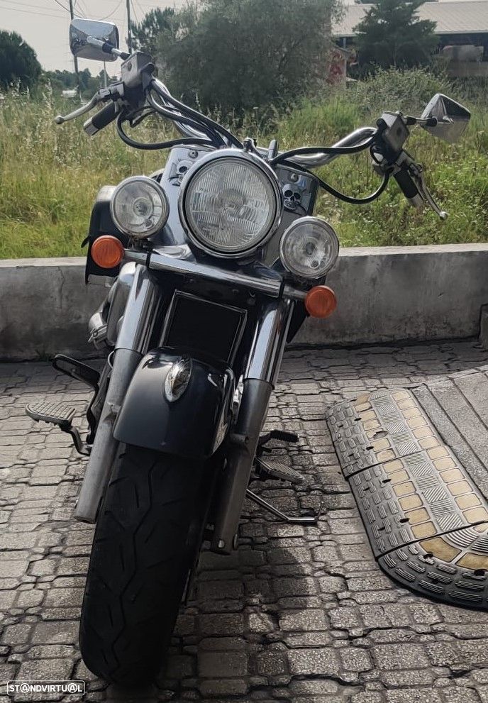 Suzuki VL 1500 Intruder - 6