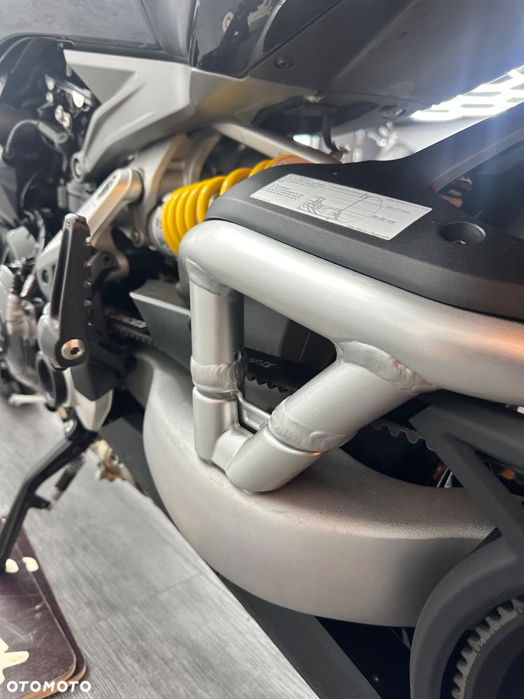 Ducati Diavel - 13