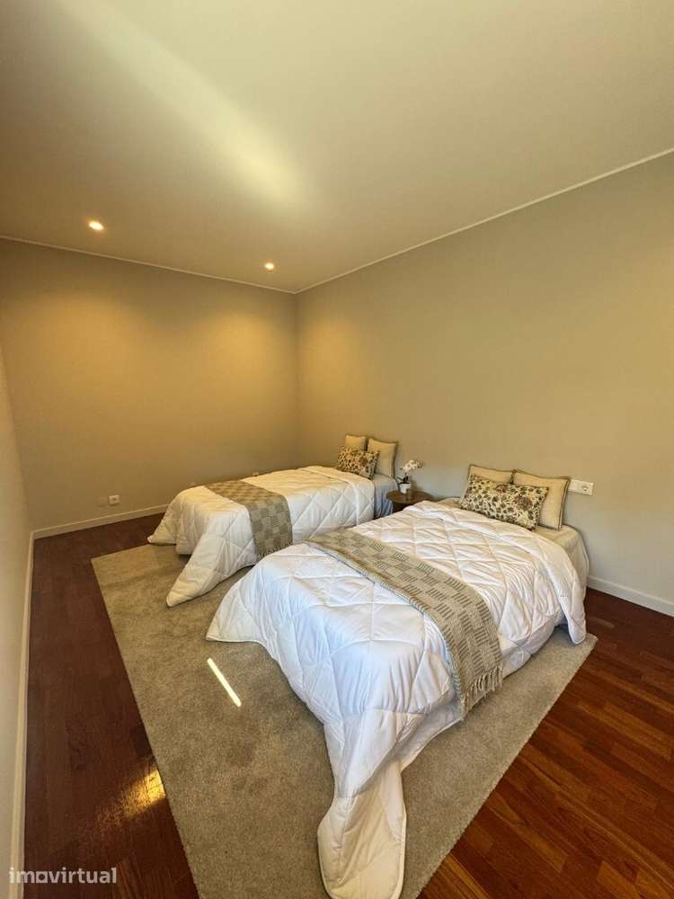 Apartamento T2 Remodelado - Grande imagem: 5/12