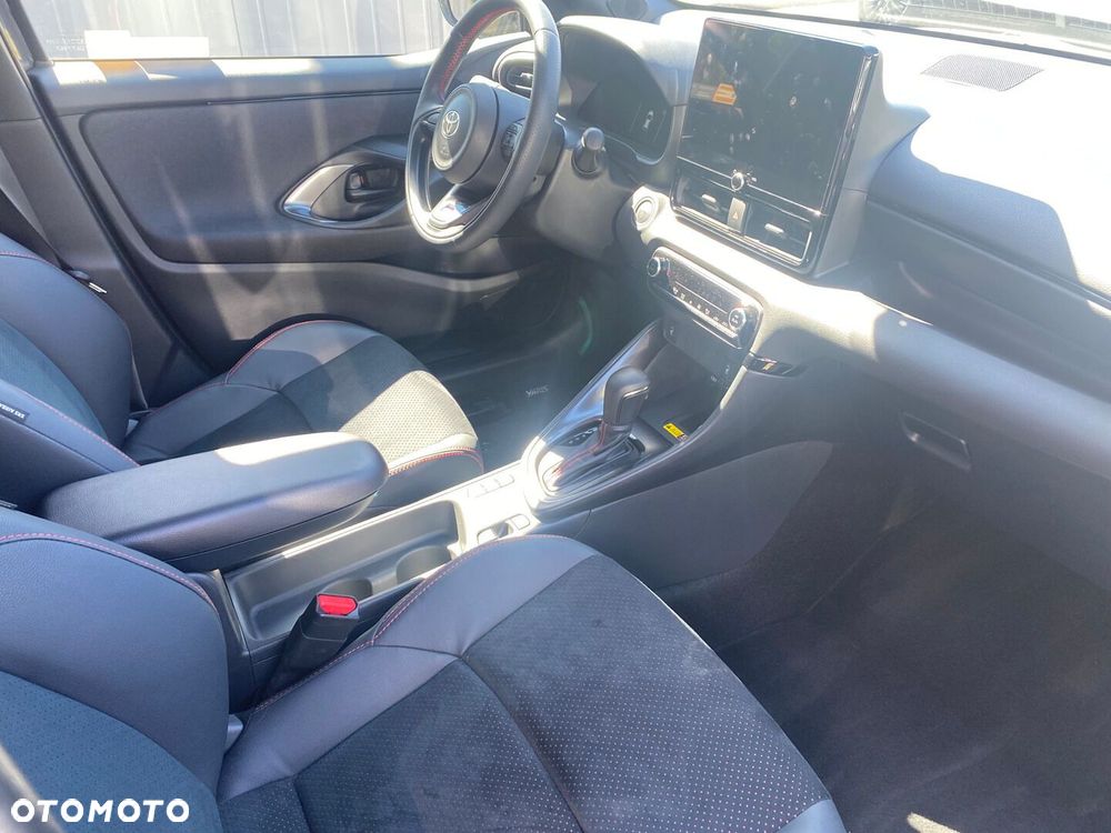 Toyota Yaris Hybrid 1.5 GR Sport - 20