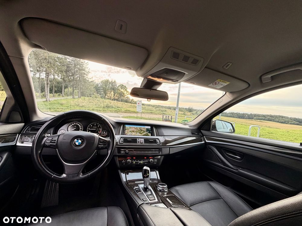 BMW Seria 5 520d Luxury Line - 19