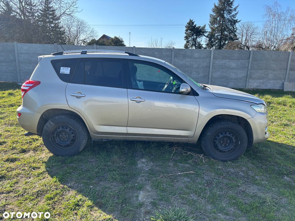 Toyota RAV4 2.2 D-4D 4x4 - 3