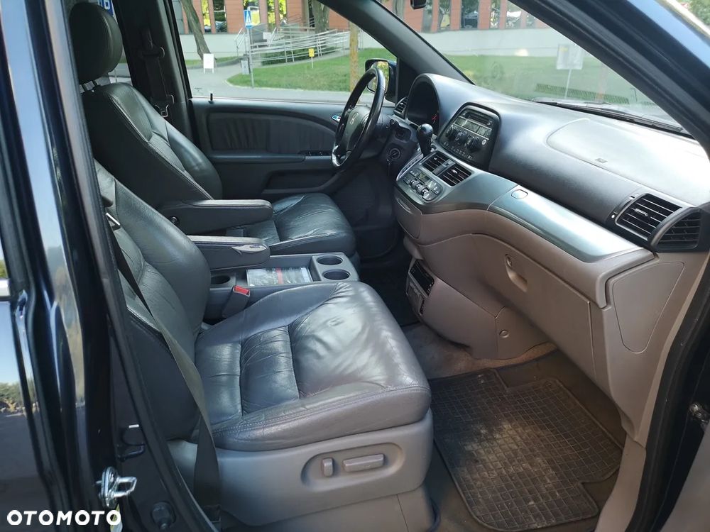 Honda Odyssey 3.5 LX - 20
