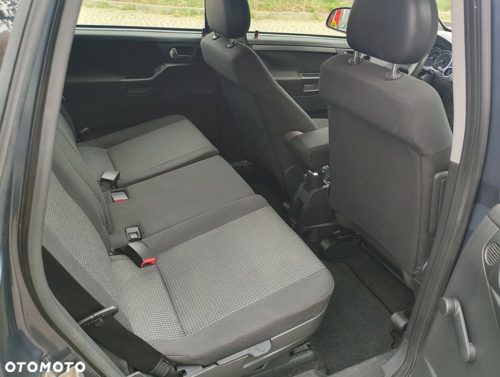 Opel Meriva 1.6 16V - 11