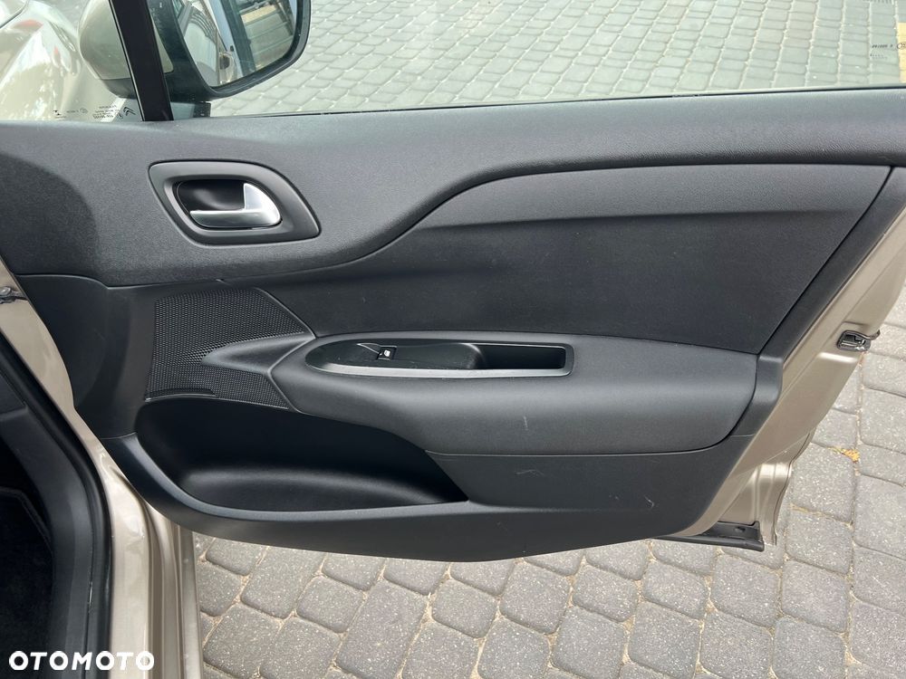 Citroën C4 VTi 95 Attraction - 29