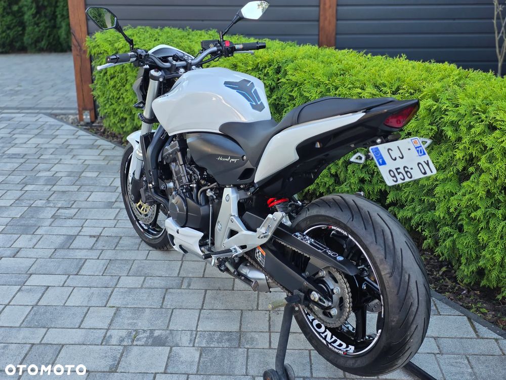 Honda Hornet - 20
