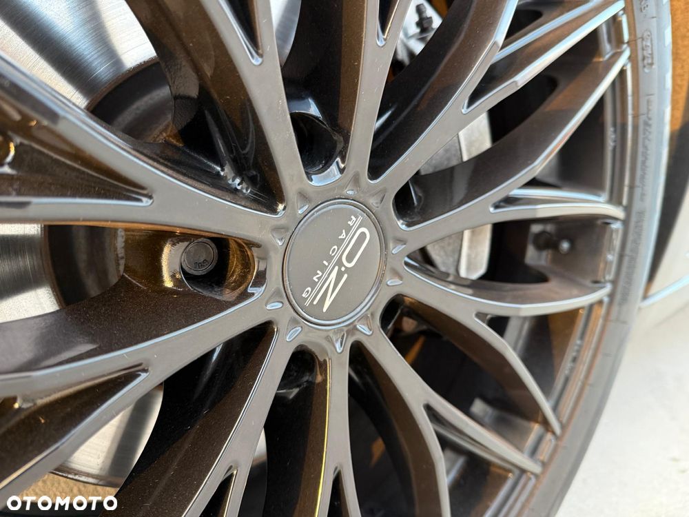 Audi A6 Allroad - 26