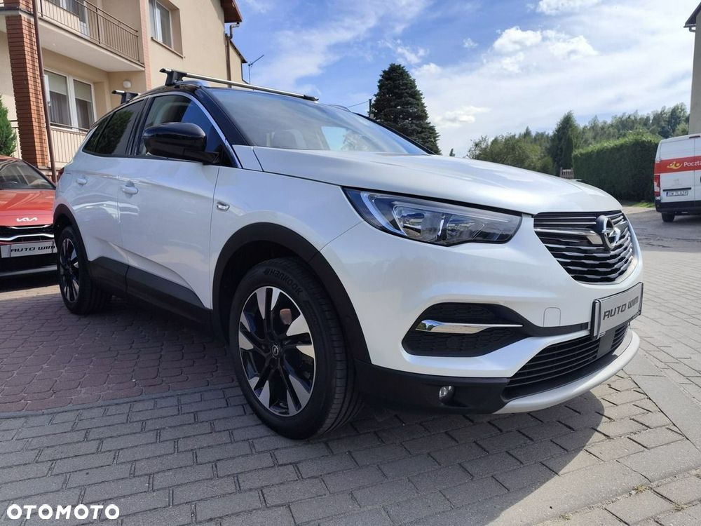 Opel Grandland X 1.2 T GPF Design Line S&S - 11