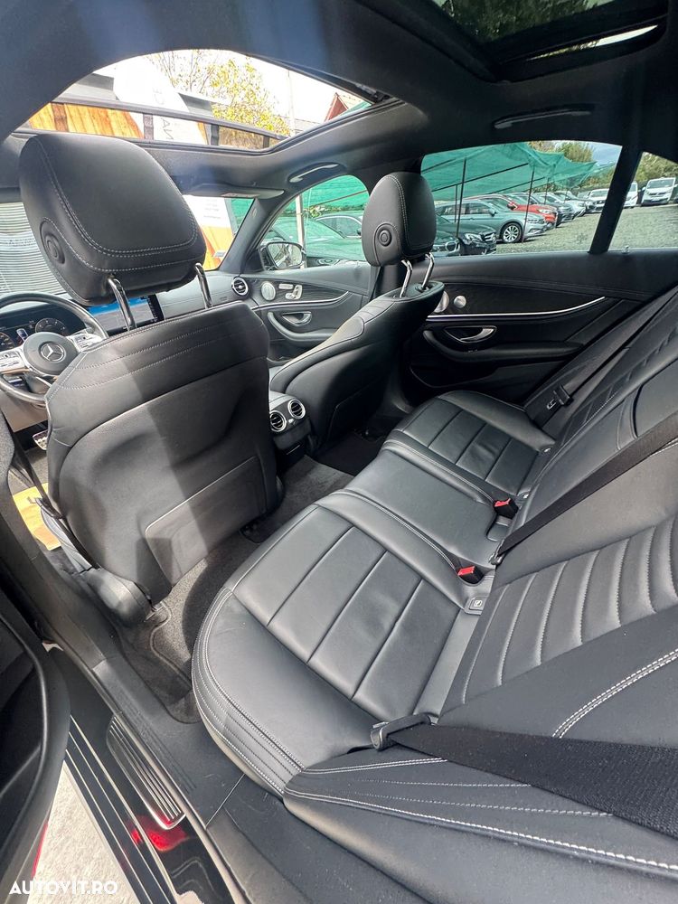 Mercedes-Benz E - 14