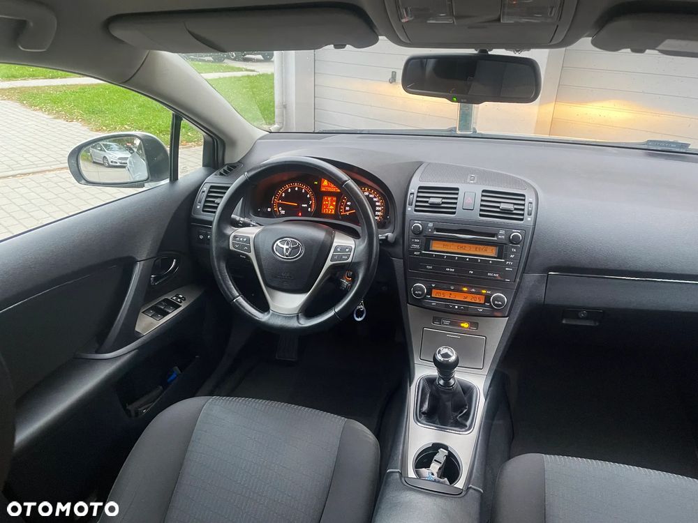 Toyota Avensis Touring Sports 1.8 Edition-S - 24