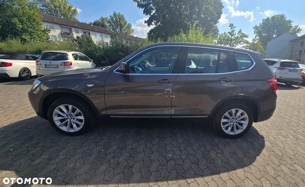 BMW X3 xDrive20d - 8