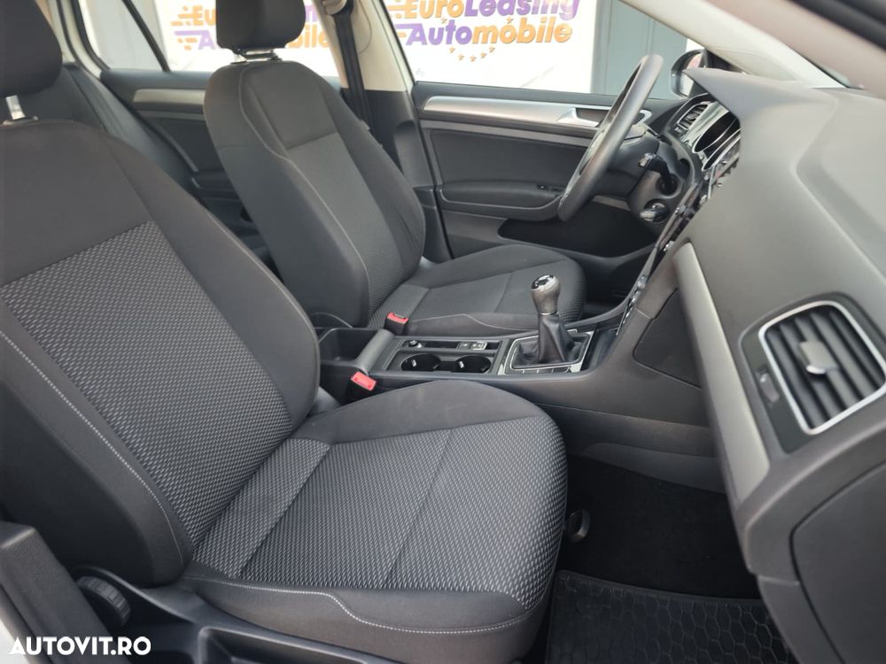 Volkswagen Golf 1.0 TSI Comfortline - 17