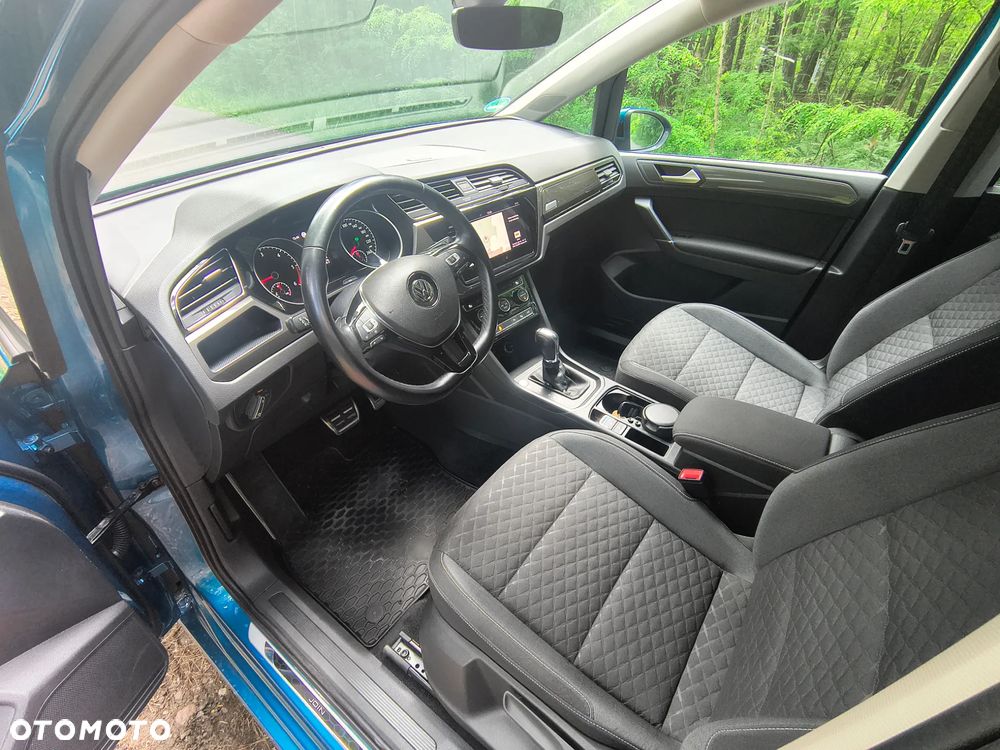 Volkswagen Touran 1.6 TDI SCR DSG Join - 10