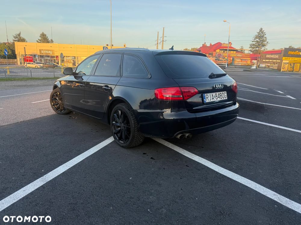 Audi A4 Avant - 9
