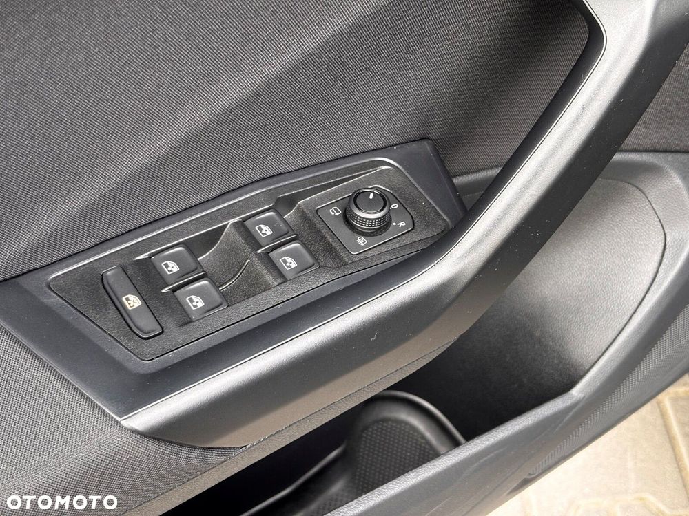 Volkswagen T-Roc 1.5 TSI Life DSG - 11