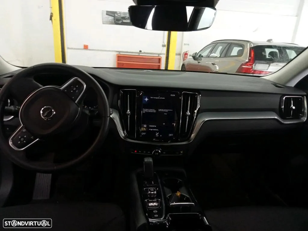 Volvo V60 2.0 T8 AWD TE Momentum - 12