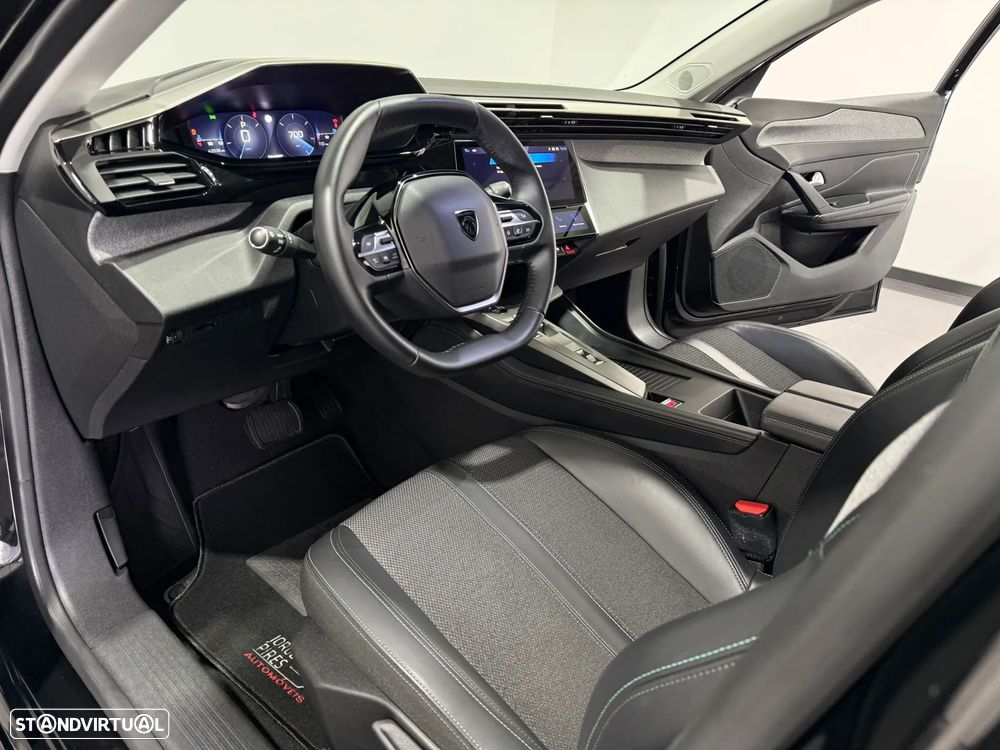 Peugeot 308 SW 1.5 BlueHDi Allure EAT8 - 18