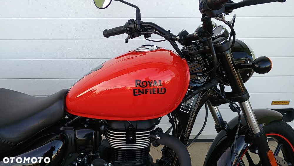 Royal Enfield Meteor - 26