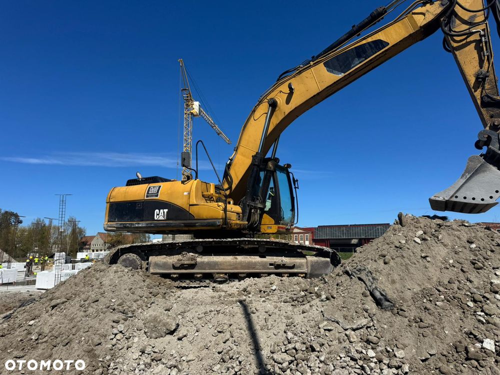 Caterpillar CAT 324 D - 4