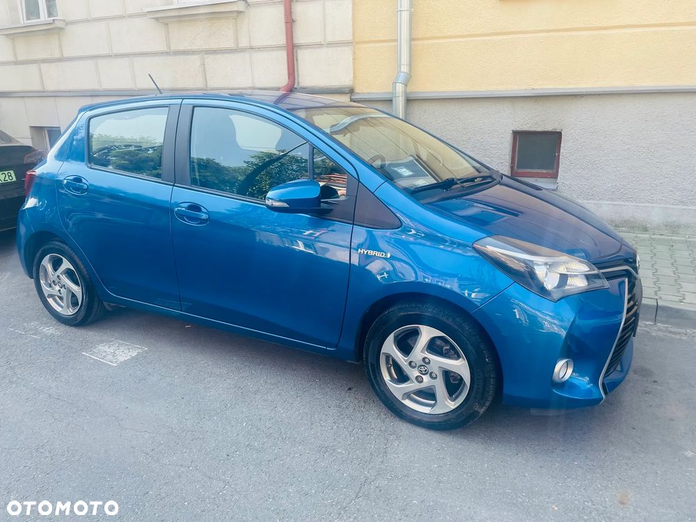 Toyota Yaris 2016 photo 2