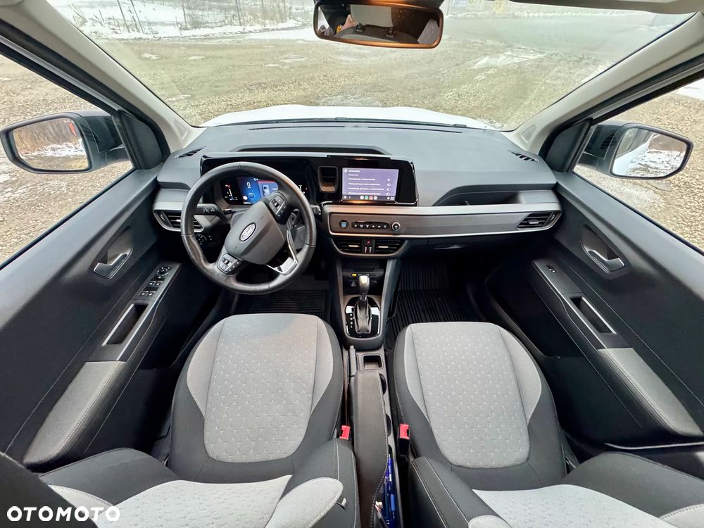 Ford Tourneo Courier 1.0 EcoBoost Titanium - 25