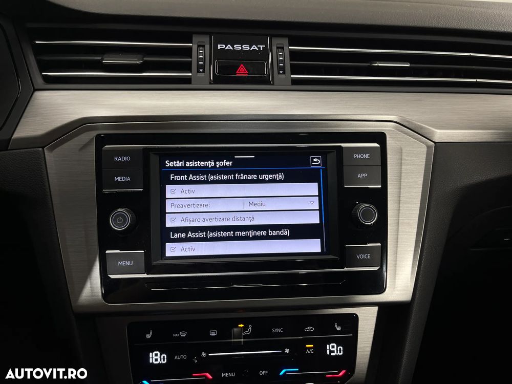 Volkswagen Passat 1.5 TSI ACT DSG Advance - 17