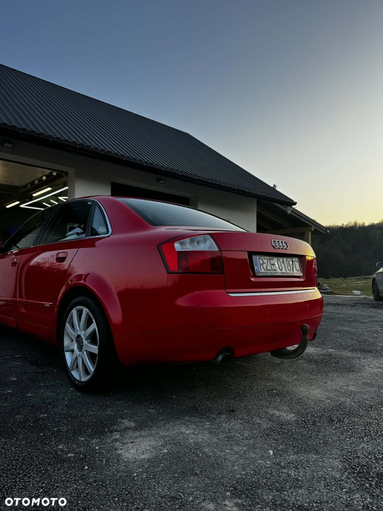 Audi A4 Limousine 1.8T Quattro - 9