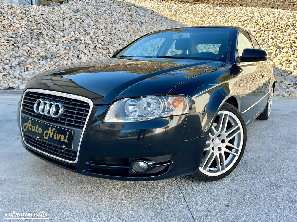 Audi A4 - 1