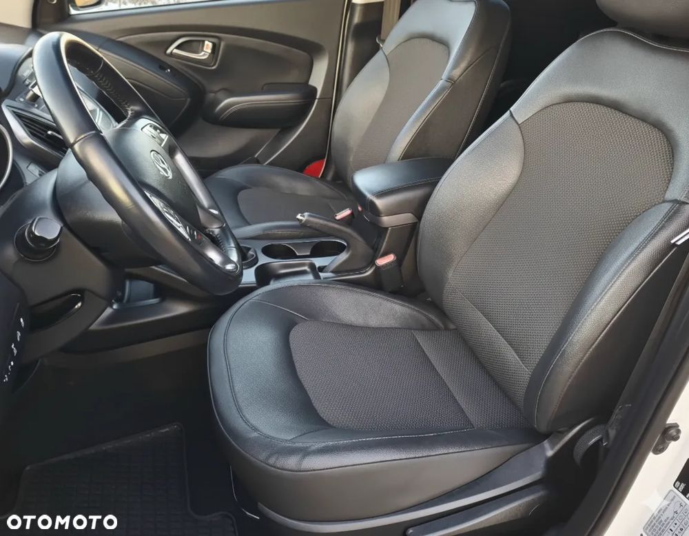 Hyundai ix35 2.0 CRDi 4WD Premium - 21