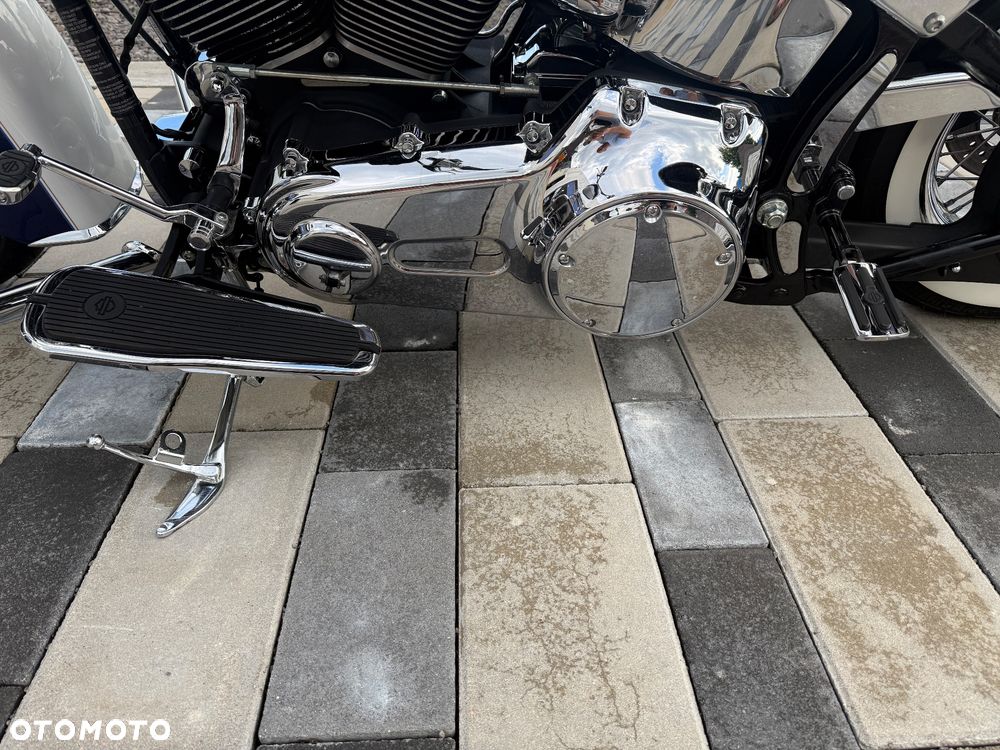 Harley-Davidson Softail Deluxe - 12