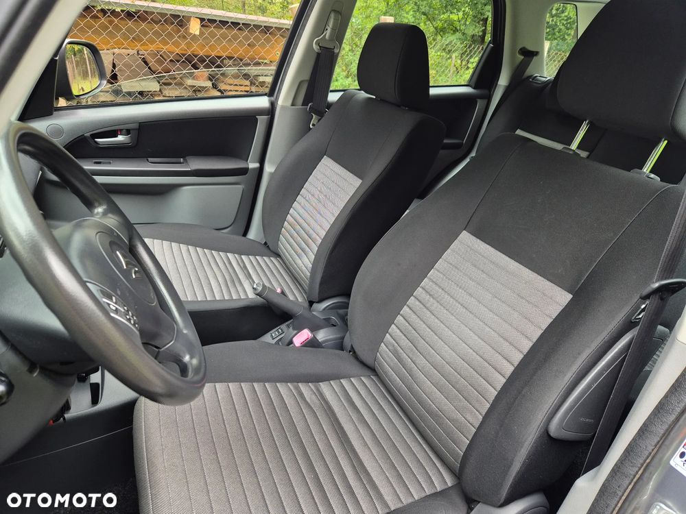 Suzuki SX4 2.0 DDiS 4x4 Comfort - 11