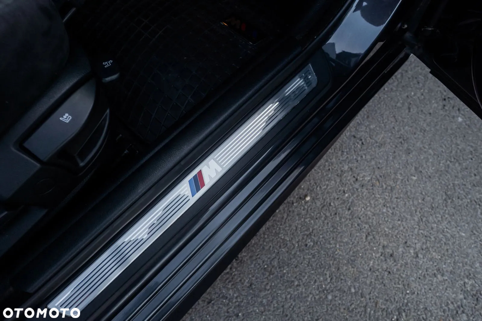BMW Seria 5 528i xDrive - 30