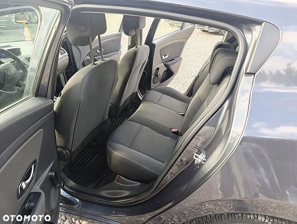 Renault Megane 1.6 16V Expression - 10